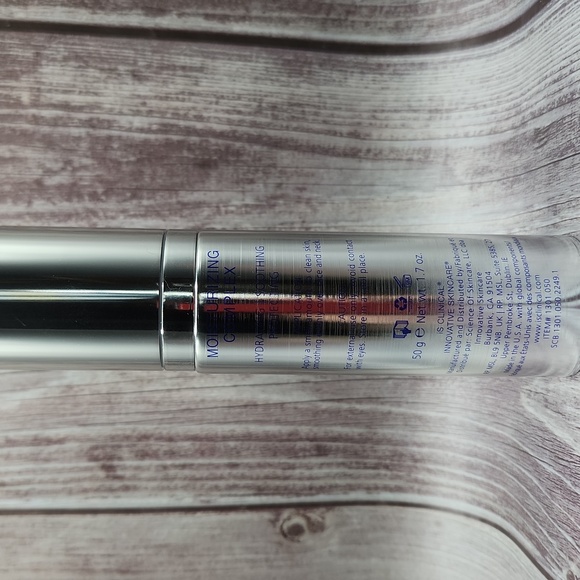 iS Clinical Moisturizing Complex 50g ** - Picture 6 of 7